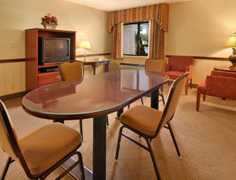 Baymont By Wyndham Hotel 3*